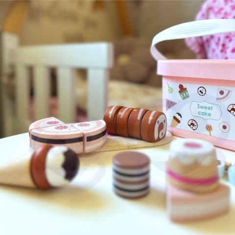 TOOKY TOY Sweet Cake Drewniany Zestaw Słodkości w Pudełku TOOKY TOY Sweet Cake Drewniany Zestaw Słodkości w Pudełku
