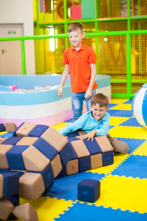 Edukacyjne Klocki Magnetyczne dla Dzieci JollyHeap 150 szt. 2 kształty Terapia Zabawa Sensoryka Ćwiczenia