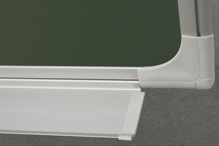 Szkolna Tablica PREMIUM kredowa zielona o powierzchni magnetycznej ceramicznej 170x100 w ramie GTO do szkoły biura