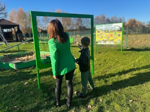 Tablica do malowania Kreatywna Edukacyjna Ściana do Szkoły Przedszkola Plac Zabaw