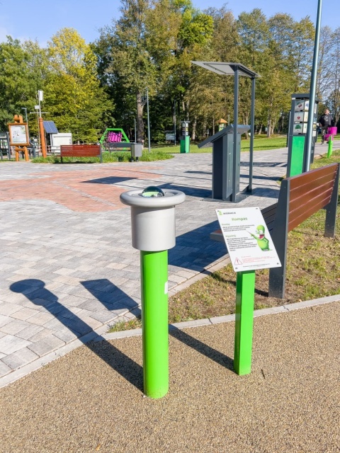Edukacyjny KOMPAS na Plac Zabaw z platformą QR+